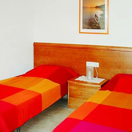 Vakantiehuis Holiday Homes Playa Arena Canyelles Con01335 Fyd